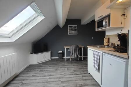 Studio "Sous Les Toits", Proche Hyper Centre Et Commerces ! Валансьен Экстерьер фото